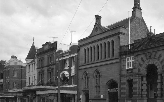 S&A Chartered Bank, 131-135 George st, 1970