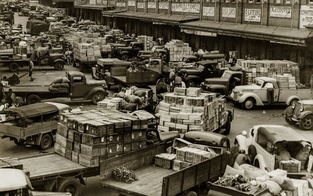 Paddys fruit and vegetable markets Quay Street Haymarket 1935